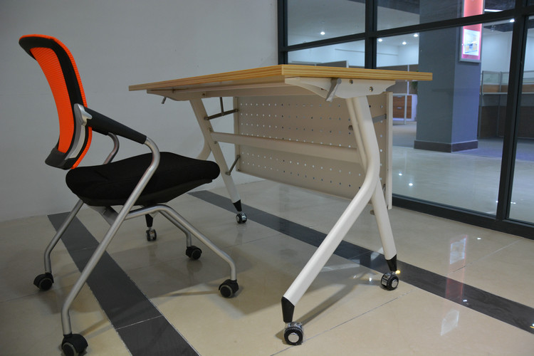 Modern Folding Training Tables Melamine Panel Type Waterproof With Casters