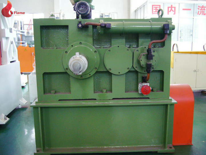 High Precision Plastic Pelletizing Machine 38CrMoAIA With 0.015mm Screw Linearity