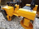 Used XMR20S road roller