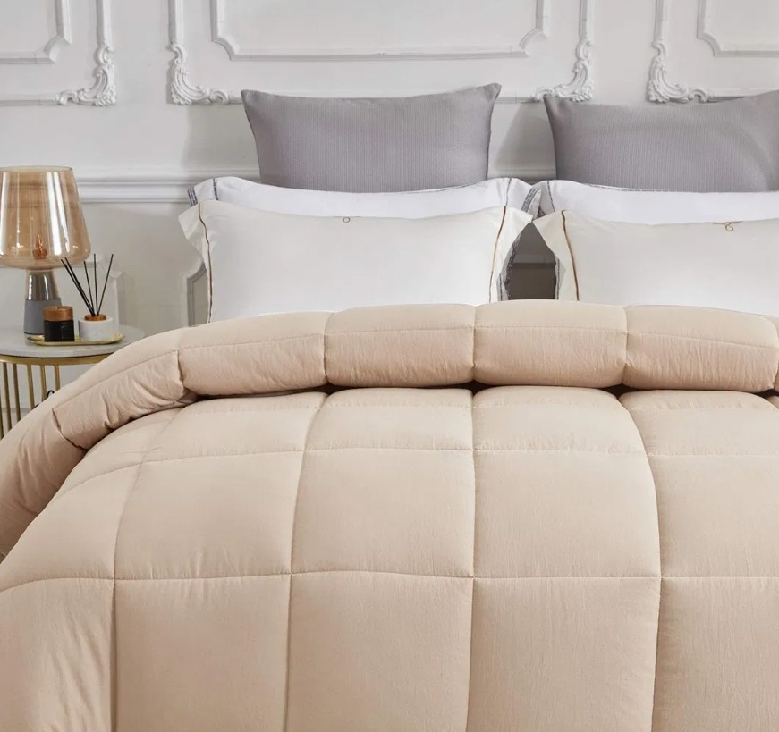 Beige Tailored Box-Stitched Queen Comforter Soft Polyester Microfiber For All-Season Bedding