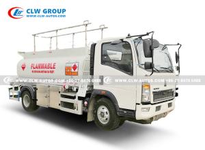 Quality HOWO 6 CBM Fuel Tank Truck Q235 Carbon Steel With Oil Refilling Dispenser Truck wholesale