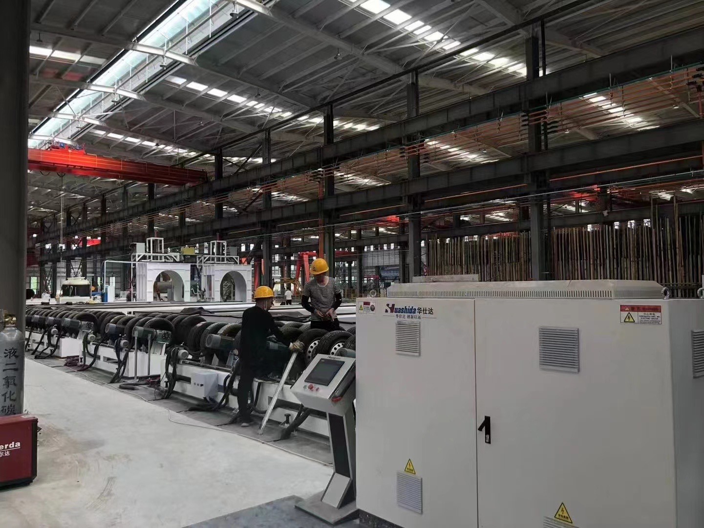 Continuous Line For Steel Pipe PU Spraying Foam Pre Insulated Pipe Making Fast Production Efficiency