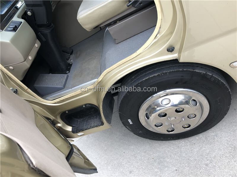 Max Speed 91-110 km/h Coaster Coach Bus with 8040x2160x2840 Dimensions L x W x H mm