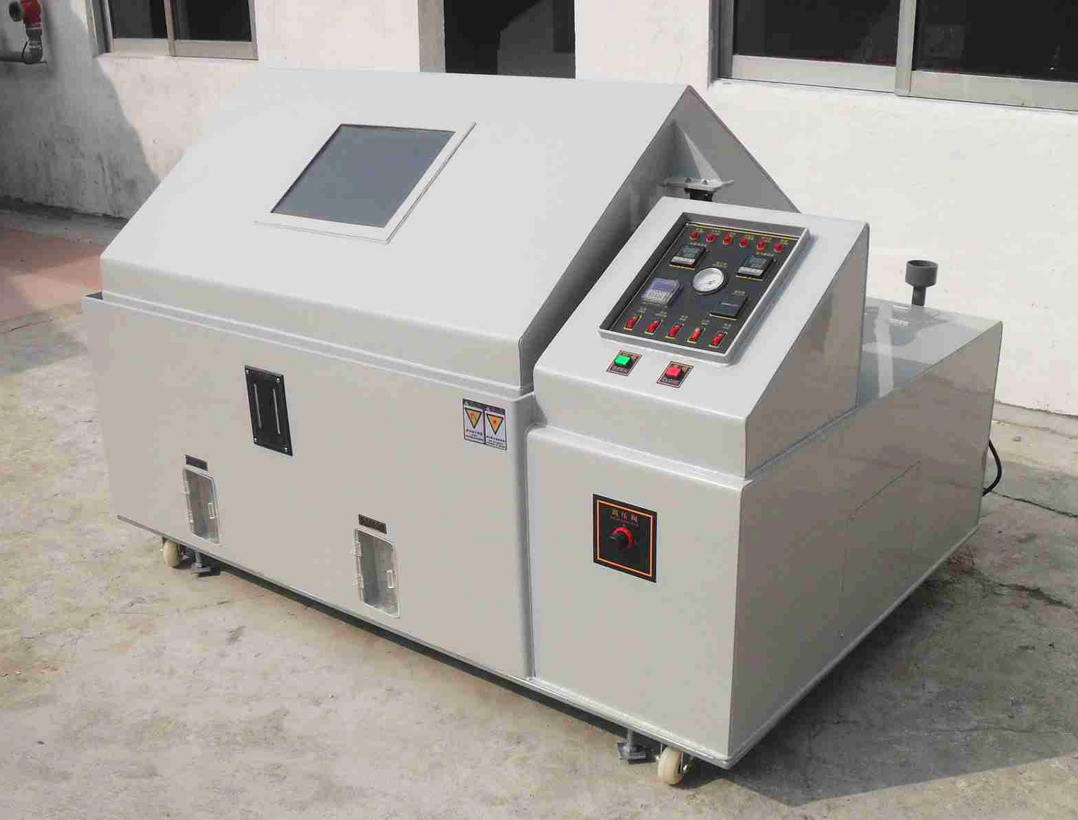LIYI Precision Temperature Salt Spray Test Chamber Metal And Painting Products Test