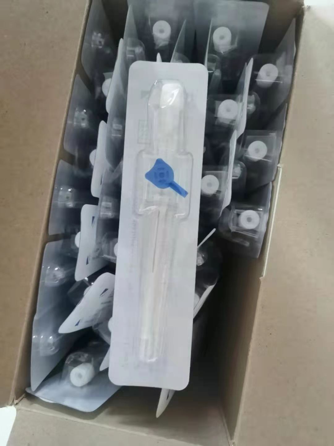 Disposable Syringe with Multi Sized Cannula, IV Canula with Port and Wring, Pen type IV Cannula