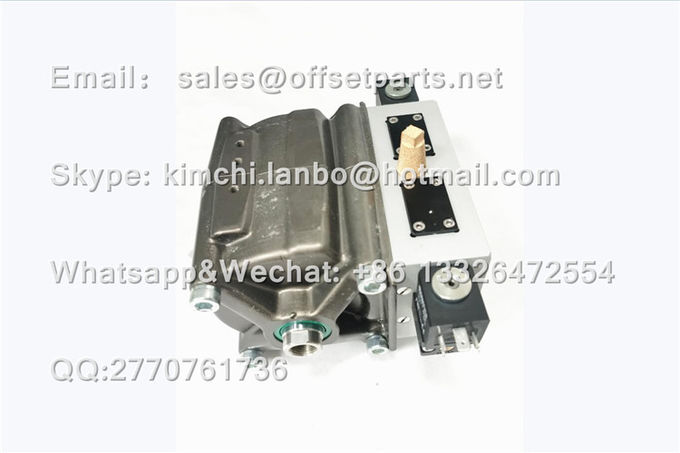 C2.184.1051 /10 SM102 Pneumatic Air Cylinder D100 H30 Offset Press Parts Printing Machine Spares