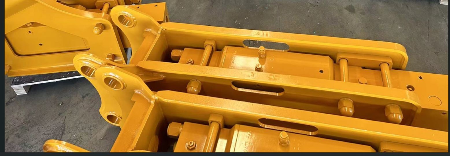 Yellow 125mm tool Box Type Hydraulic Breakers For Excavators