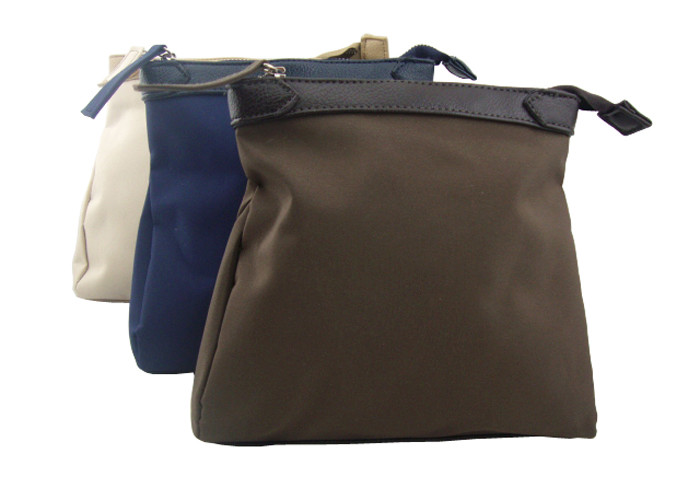Custom Logo Travel Accessory Bag , Travel Cosmetics Pouch Brown Color