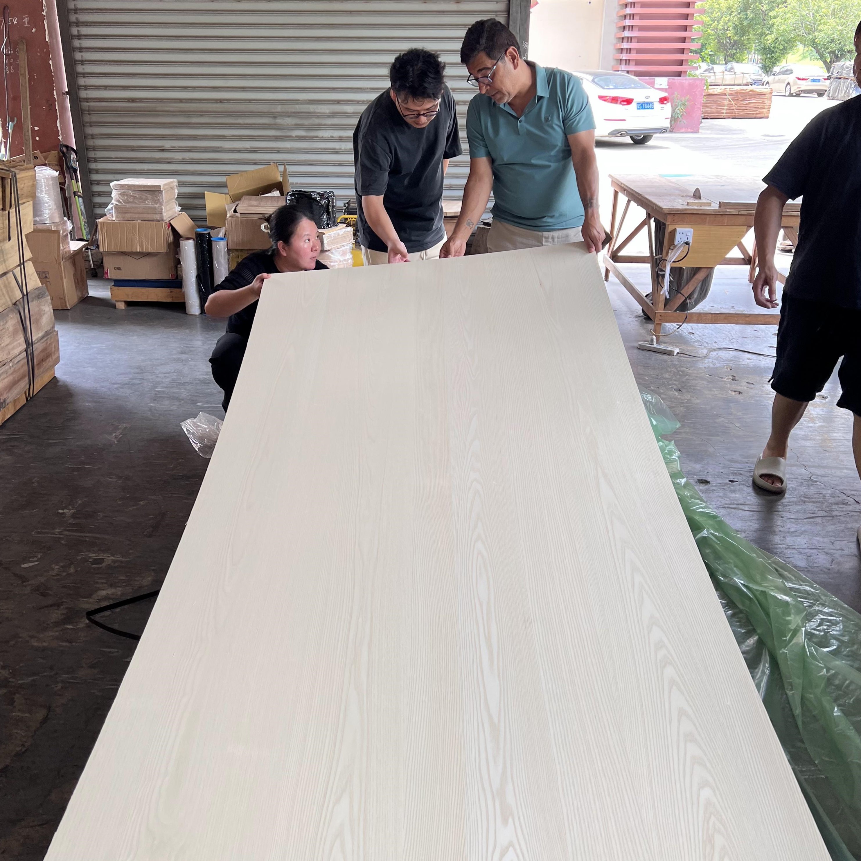 Factory Natural Wood Veneer White Ash 0.3mm/0.45mm/0.5mm/0.6mm Mountain Grain Ash Veneer Wood Veneer Sheets Wall Panels