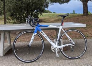 Quality Rim Brake Carbon Road Bike Full Carbon Fiber Racing Bicycles 700C wholesale