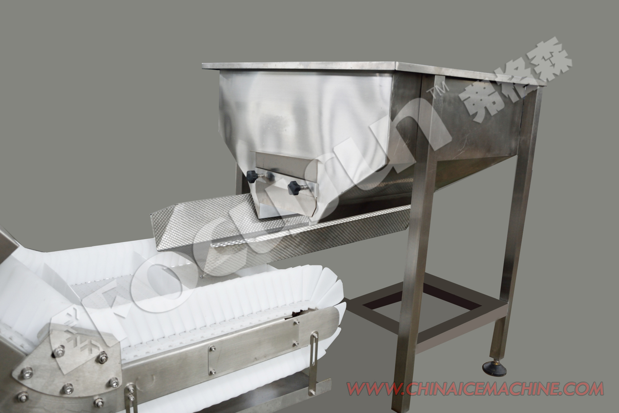 Automatic Pouch Packaging Ice Tube Cube Machine for Ice 30000kg Ice Storage Capacity