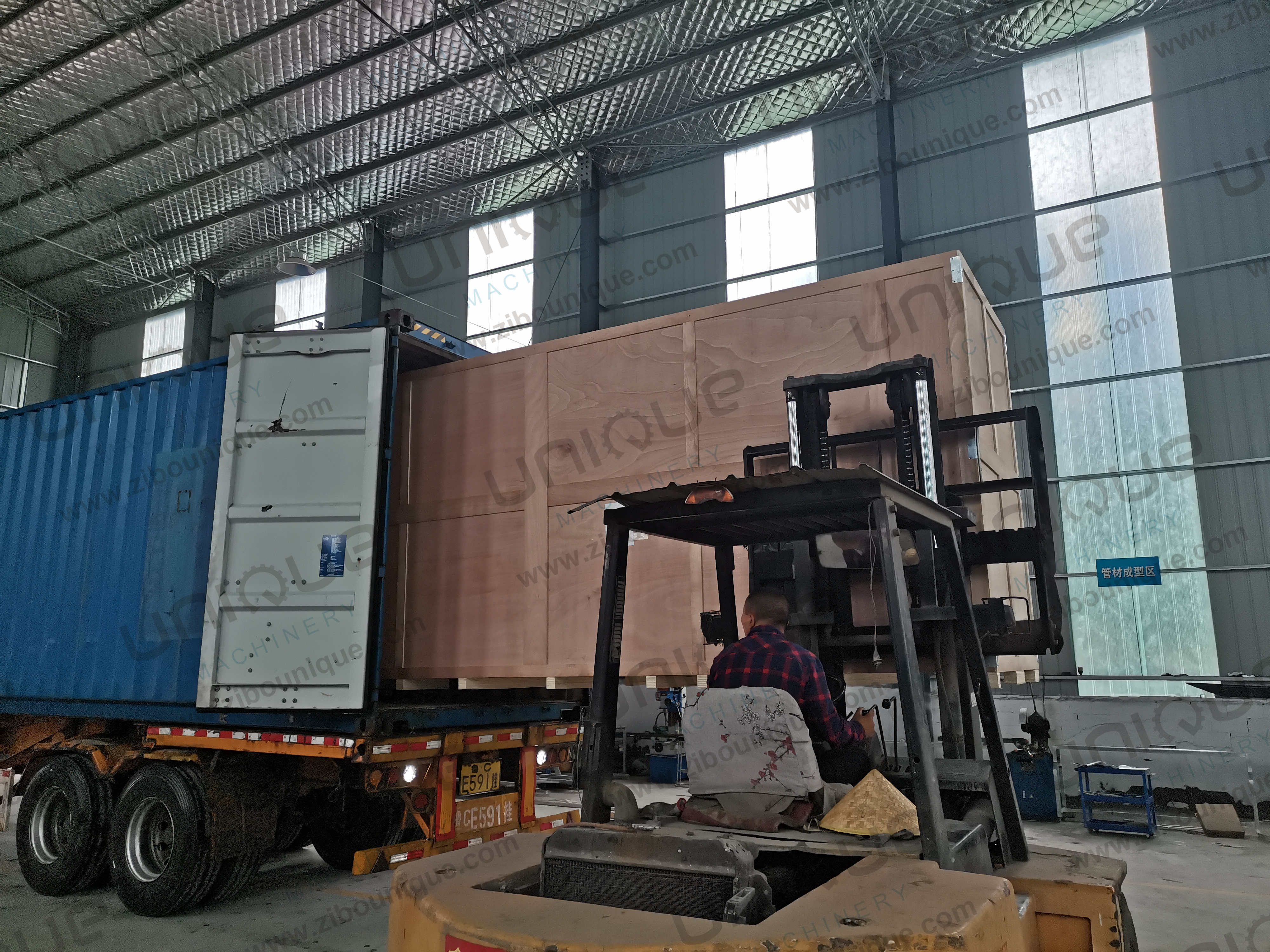 220v/ 380v Stainless Steel 304 Nut Selecting Conveyor Belt for Raisin Sorting Machine