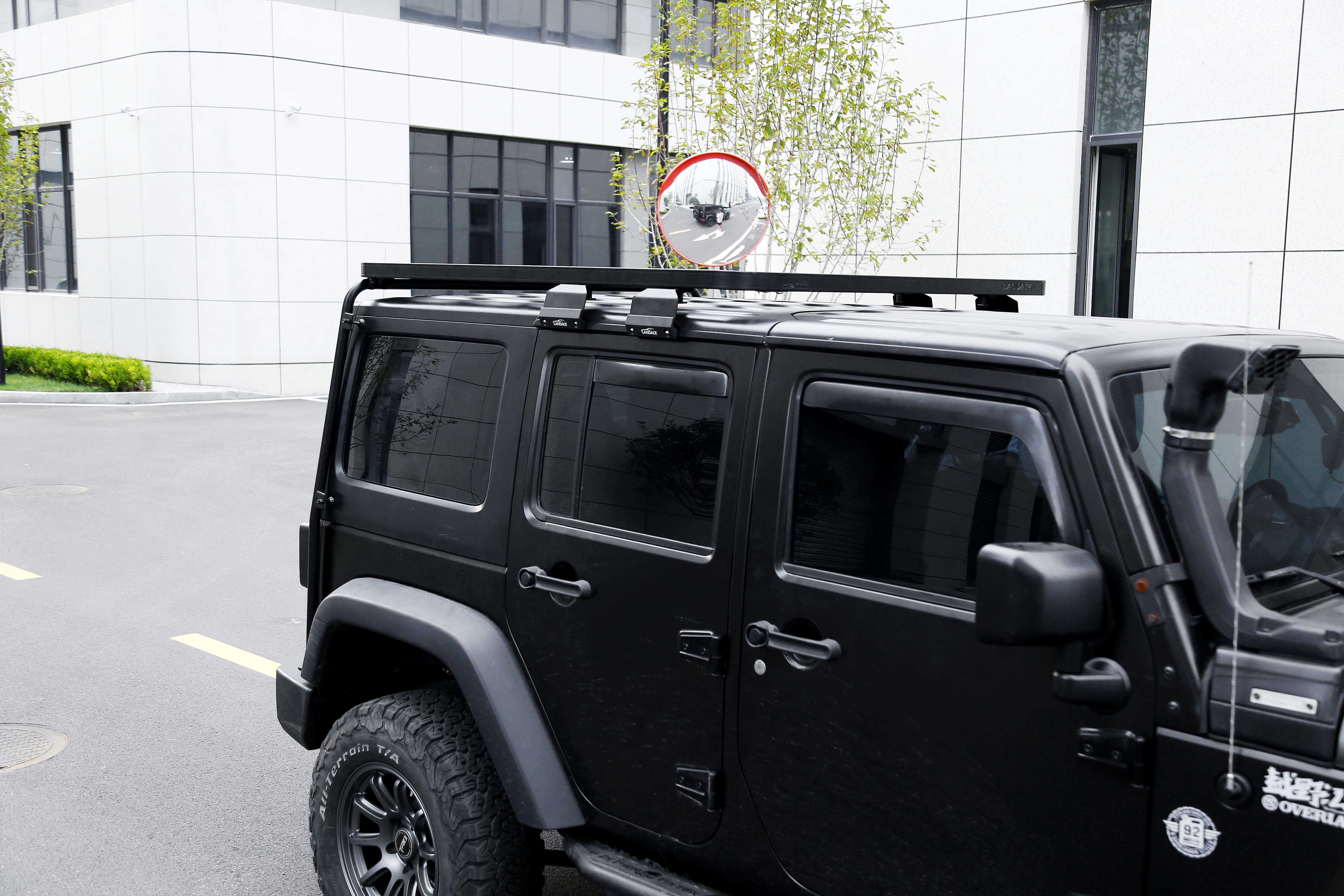 Black Powder Coating Rust-Resistance Aluminum Roof Rack Platform for Jeep Wrangler JK