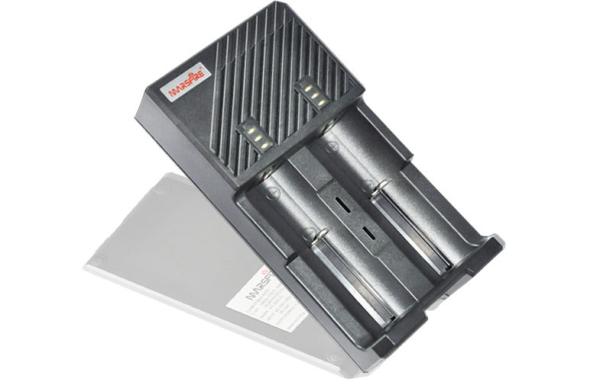 Cree Flashlight Battery Charger , led flashlight battery with smart identificati