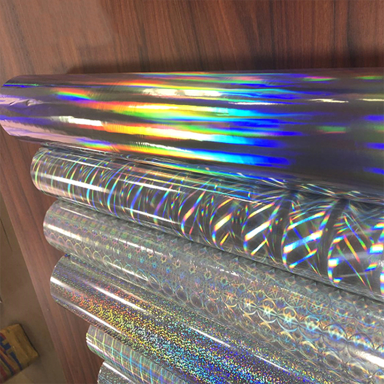 Multiple Extrusion BOPP Holographic Film Moisture Proof For Christmas Gift Box Decoration