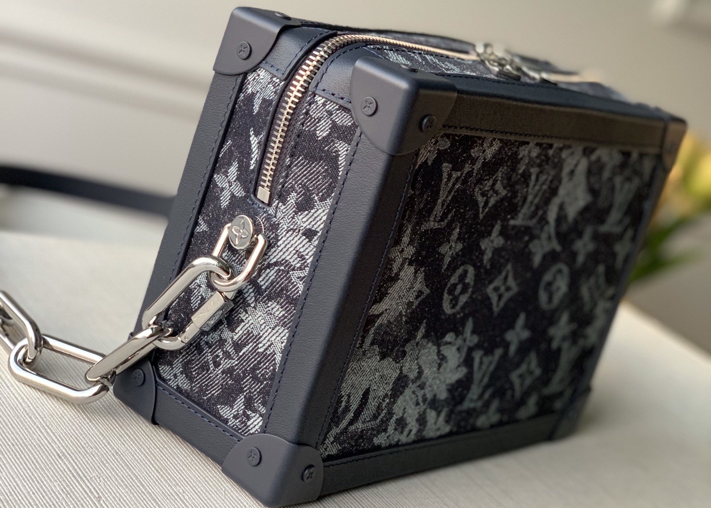 Unisex Soft Trunk Virgil Abloh Shoulder Bag With Zipper Open