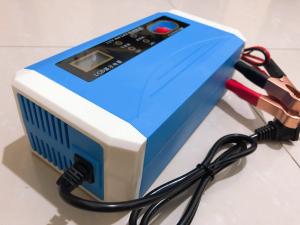 Quality 4-200AH Smart Battery Charger for 12V 24V Car Boat Motorcycle Truck Automatic Power Charging Automotive 12 V 24 Volt 10A wholesale