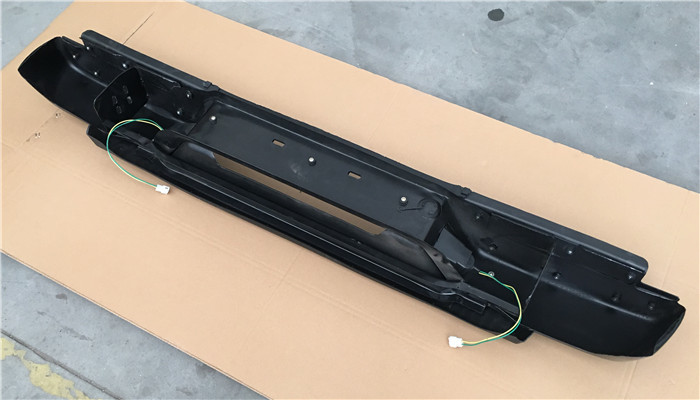 OE Style Replacement Parts Isuzu Rear Bumper For Pick Up D-MAX 2008 - 2011 DMAX