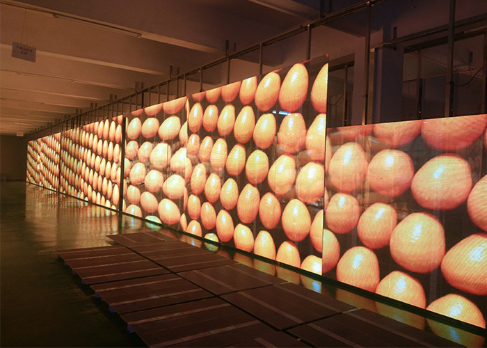 P3.91 Film Curtain Window Transparent Glass LED Display 1920Hz