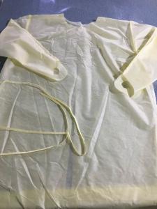 Quality Sterile Aami Level 4 Disposable Medical Gowns with Knitted cuff wholesale