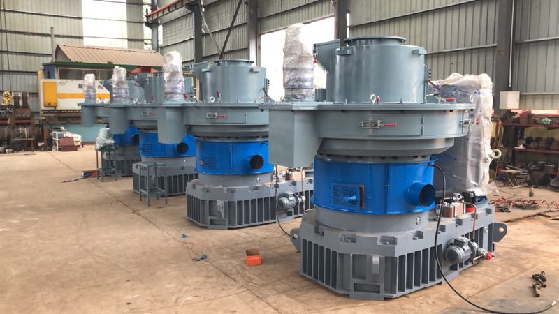 PLC Control Biomass Pellet Machine 1.5-2t/H Straw Pellet Press Machine
