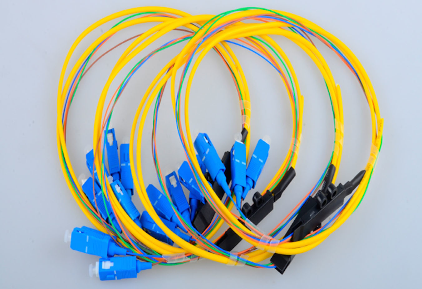 Fan Out Kits Optical Fiber Patch Cable Patch Cord Pigtail SC Single Mode 4 Cores