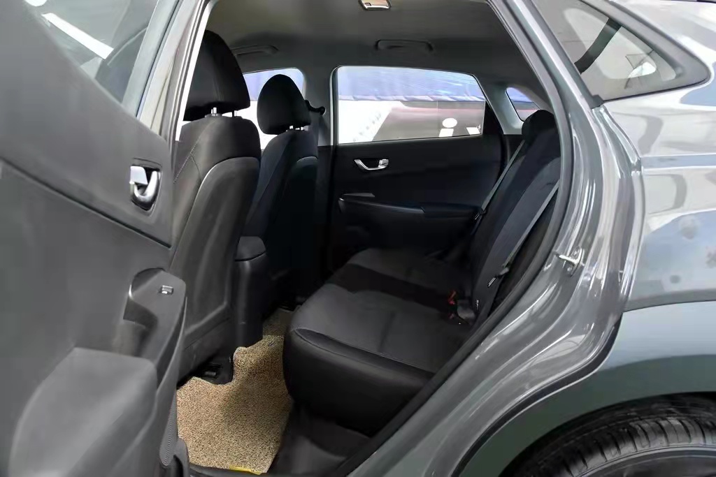 ENCINO 2024 4 Wheels 5 Seats Powerful Engine Electric Car With Fast Charge 0.67h and Protection for Market