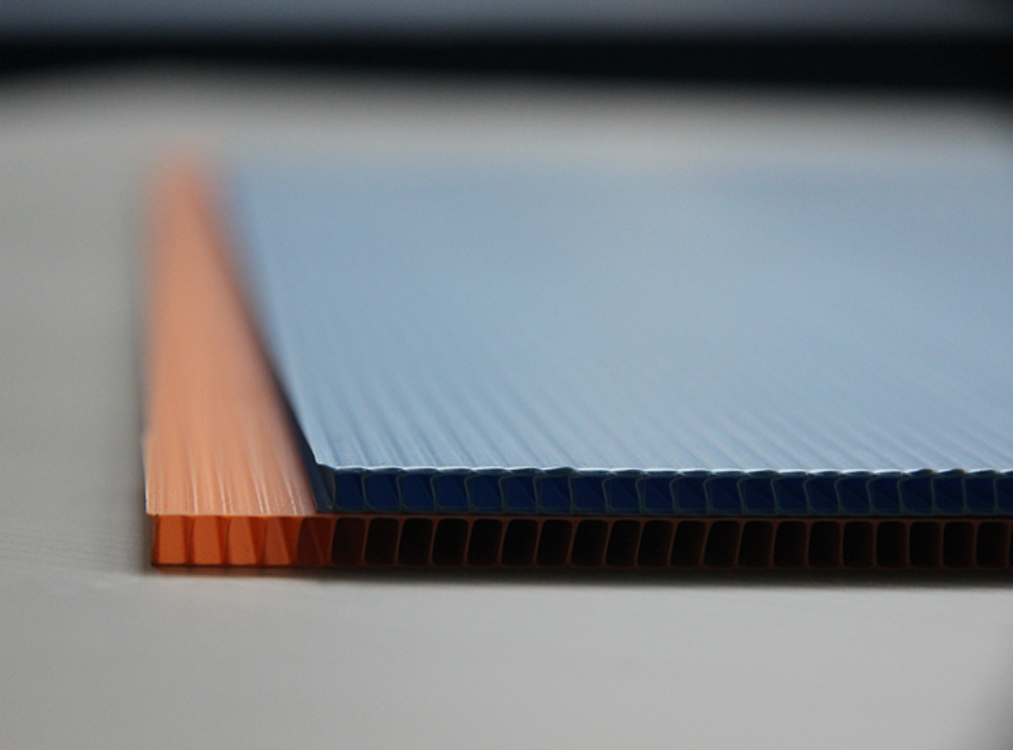 Non Toxic Corrugated Plastic Sheets 4x8 , 3mm Corrugated Plastic Sheets