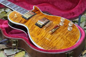 Quality 2017 supreme custom LP Electric Guitar double Tiger Flame Maple top golden hardware EMS free shipping wholesale