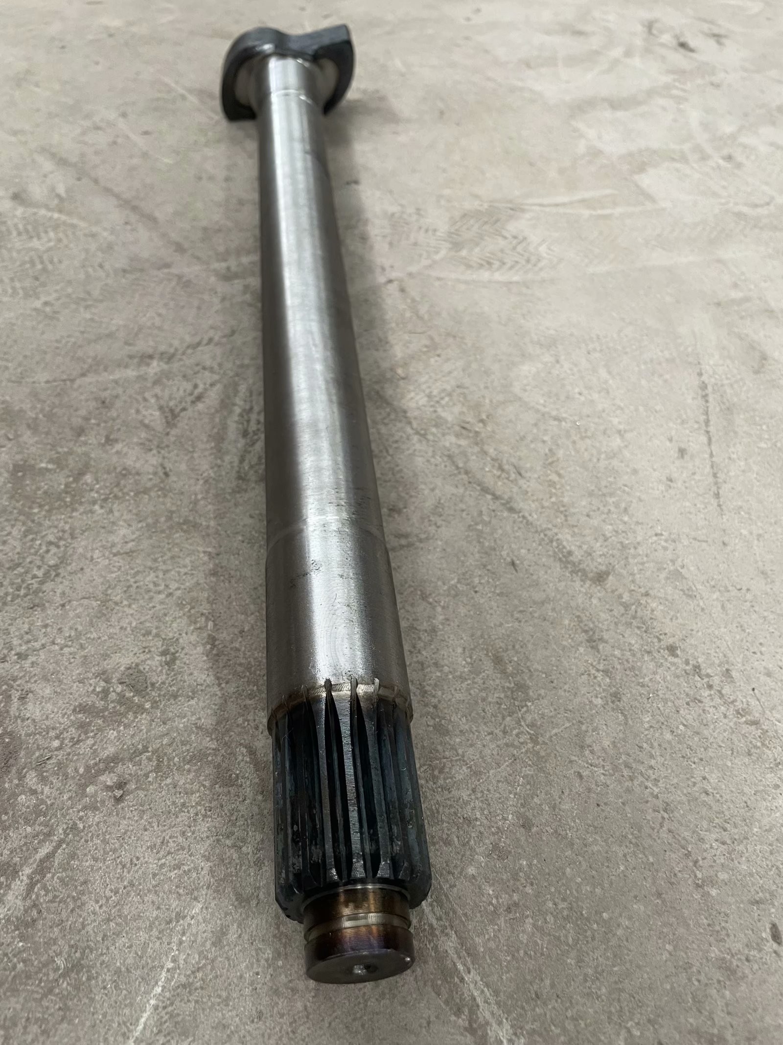 AZ9231340227 Sino Truck Spare Parts Original Brake Camshaft