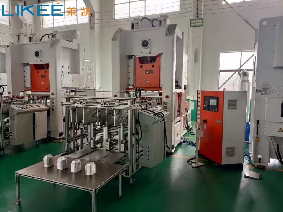 USA Market Fully Automatic Aluminium Foil Food Container Making Machine LK-T80