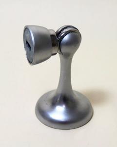 Quality Stainless Steel Magnetic Door Closer Holder Latch Hardware Stopper wholesale