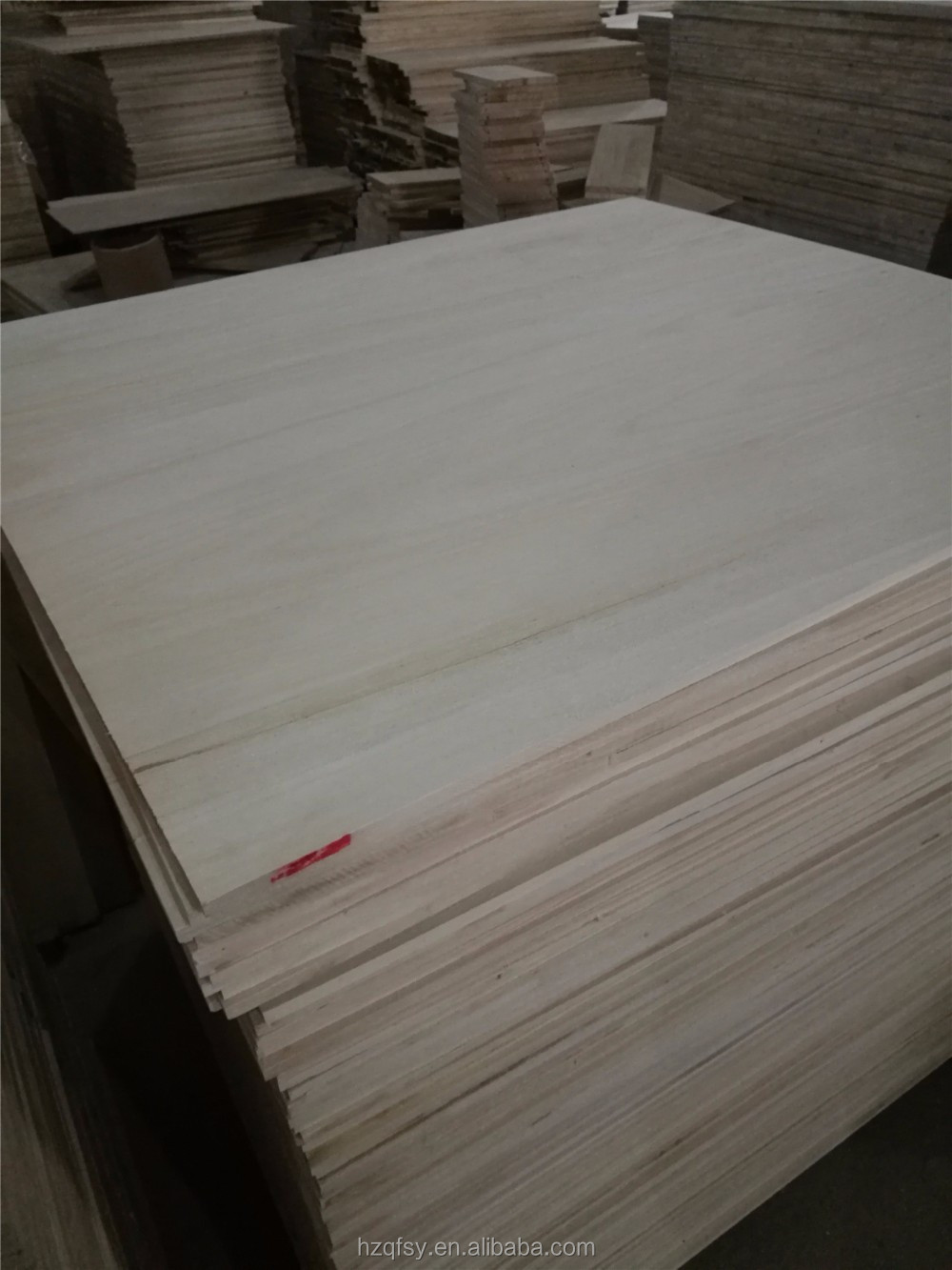 Moisture Content of 8%-12% FSC Certified Paulownia Board for Eco-Friendly Construction
