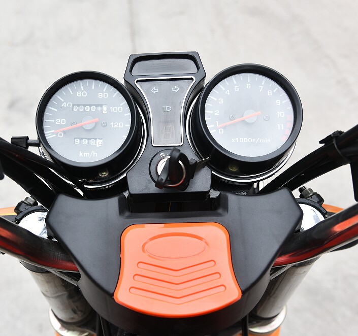 150CC or 200CC LONCIN/ ZONGSHEN/LIFAN/YINGXIANG Engine Tricycle 1 Passenger Cargo Open