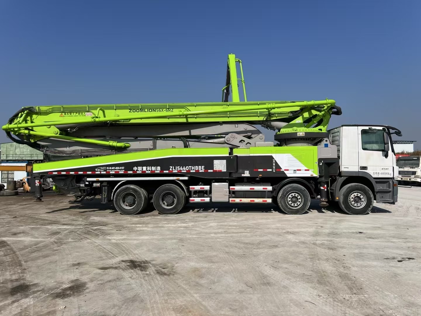 2019 Zoomlion 56m Boom Pump Truck Installed with Mercedes Chassis (Limited Stock)