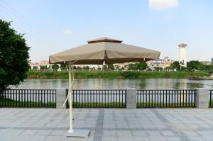 Quality 2.5m advertising sun umbrellas used patio umbrellas wholesale