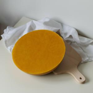Quality Beekeeping Yellow Organic Pure Natural Beeswax 100% pure Beeswax Block wholesale