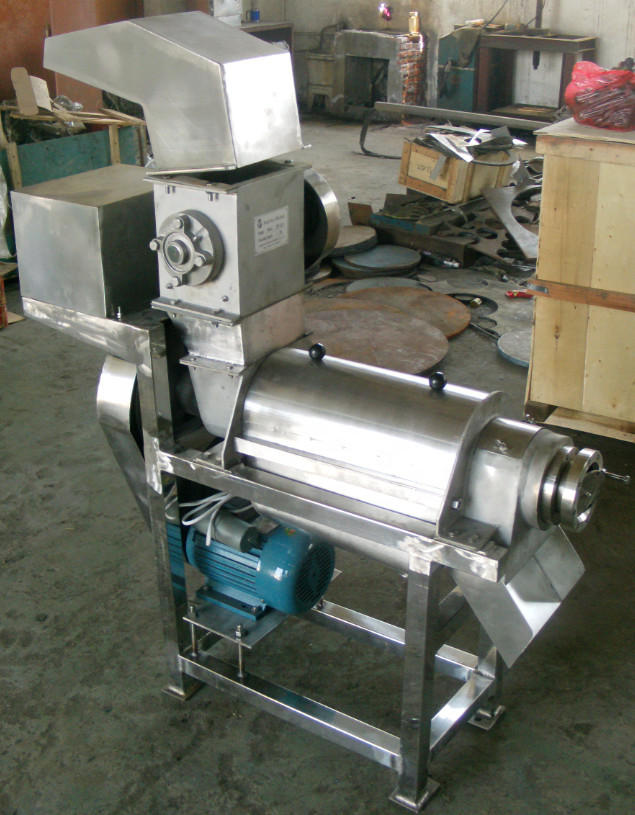Electric apple watermelon passion fruit cold press juicer coconut milk extractor machine