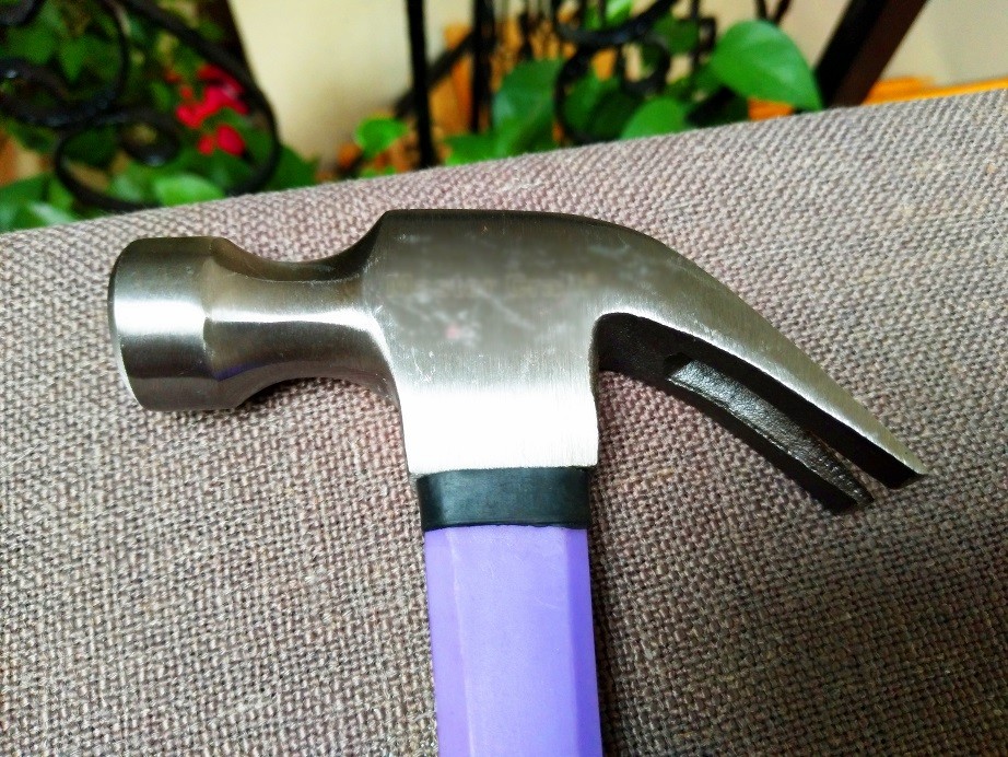 American Type Steel hand claw hammer with plastic handle (XL0008)