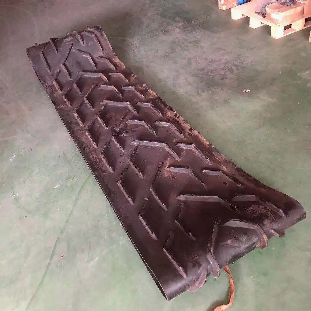 W1500 W1900 W2000 57482 Material Conveyor Belt XCMG CM2000 BG2000G Discharge Belt For Road Milling Machine