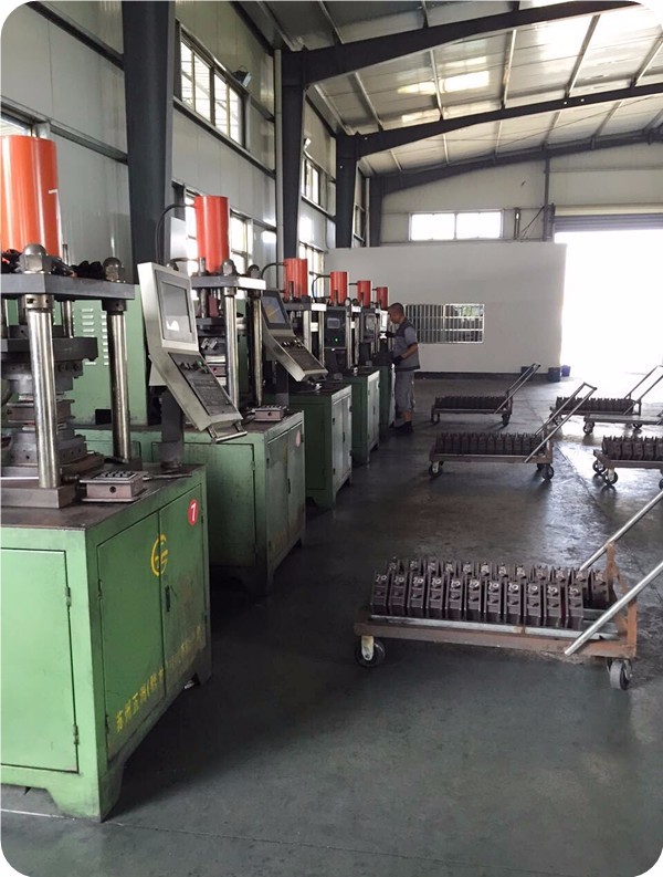 350mm Diamond Saw Blade Segment for Sandstone Fanshaped Design and Golden Color