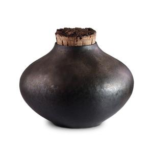 Quality 0.35*0.24*0.39in Tapered Natural Cork Lids Vase Ceramic Jar BSCI wholesale