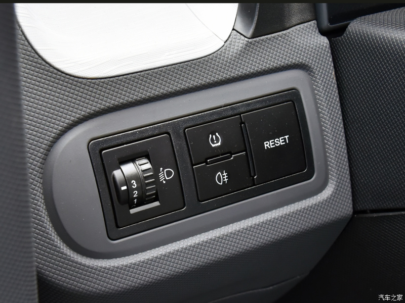 Manual Adjustment LED Camera Fabric EV Car Wuling Mini EV Chinese Electric Mini Car Sports Vehicle 4 Wheels Sedan Single Left