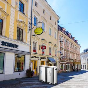 Quality 100 Liter 673mm Height Stainless Steel Outdoor Trash Can wholesale