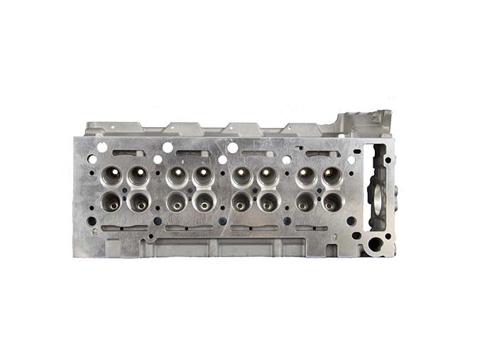 MERCEDES BENZ OM611 Engine Cylinder Head