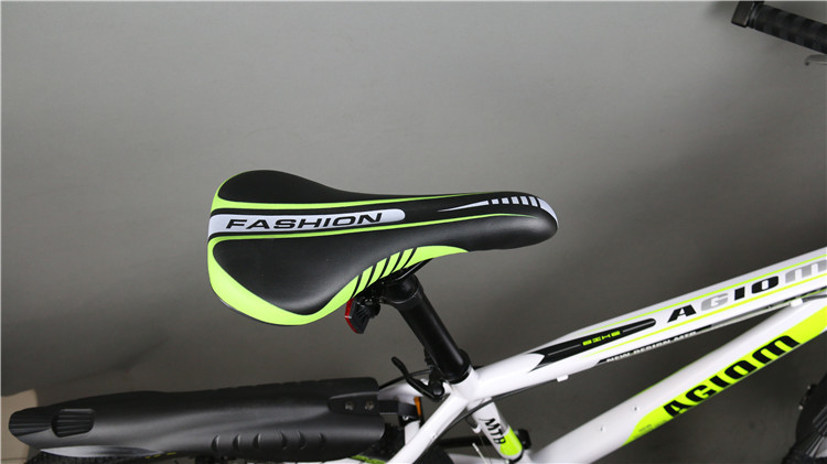 26 inch Shimano 21 speeds disc brake hi-ten steel special shape mountain bicicle MTB with fender
