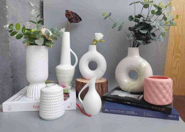 Factory Direct Supply Classic Handmade Pottery Clay Flower Pot Porcelain Ceramic