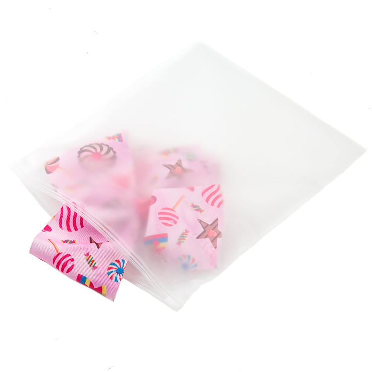 Sealing Handle Zipper Top Frosted Plastic Bag for Eco-Friendly Fabric Clothing Packaging