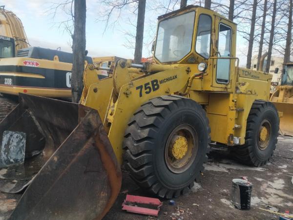 Japan Manufactured Used Tcm 13ton 75bnj Construction Wheel Loader in Good