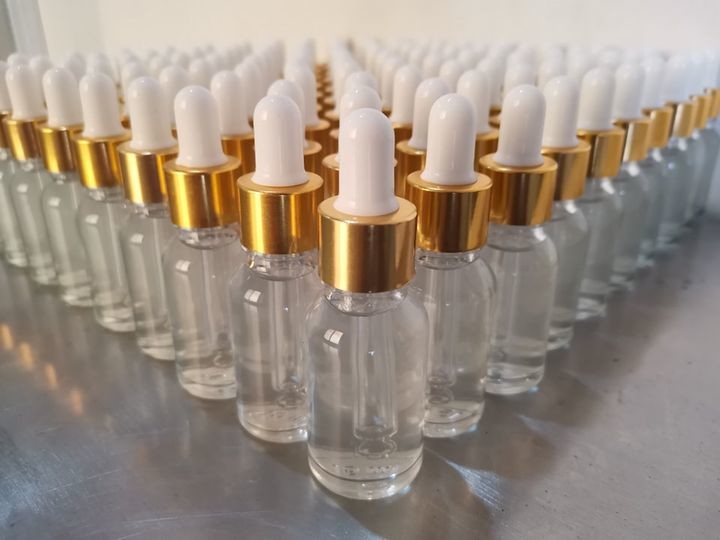 30ml Organic Whitening Anti Age Face Serum With 30% Vitamin C 5% Niacinamide 10% Vitamin E